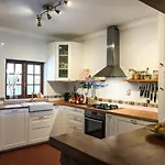 B&B The Far End Surf House - Surf & Yoga Holidays *
