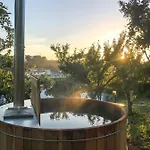 The Far End Surf House - Surf & Yoga Holidays B&B