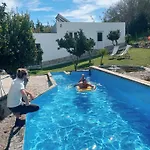 B&B The Far End Surf House - Surf & Yoga Holidays