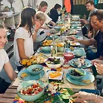 B&B The Far End Surf House - Surf & Yoga Holidays *