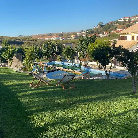 The Far End Surf House - Surf & Yoga Holidays * Lourinha (Lisbon)