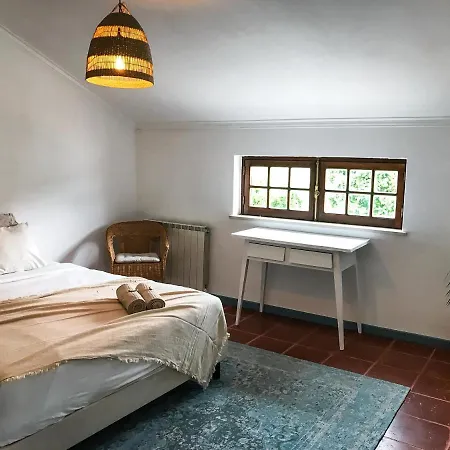 Couette-café The Far End Surf House - Surf & Yoga Holidays *