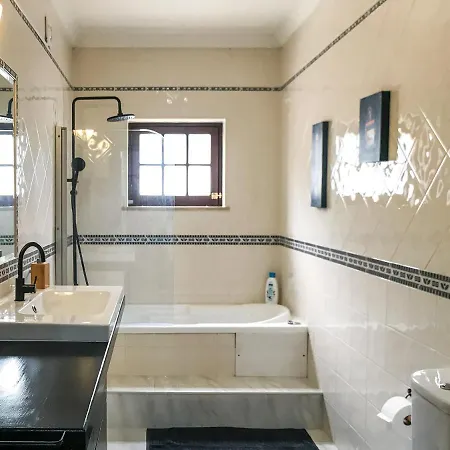 Bed and breakfast The Far End Surf House - Surf & Yoga Holidays Lourinhã