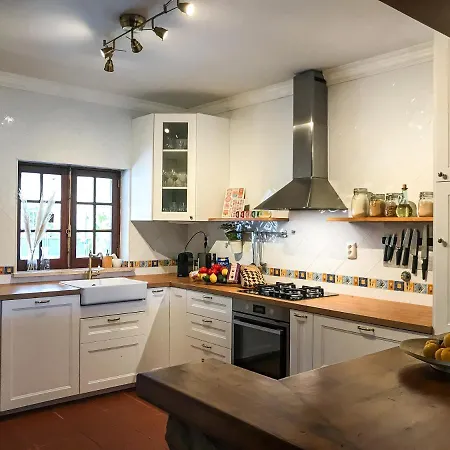 Bed and breakfast The Far End Surf House - Surf & Yoga Holidays *