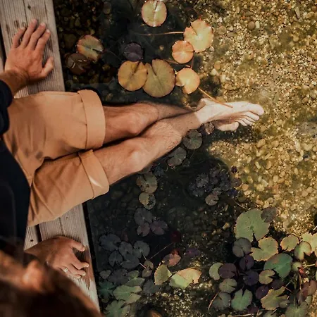 The Far End Surf House - Surf & Yoga Holidays Bed and breakfast *