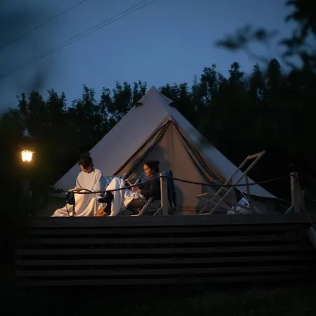 The Far End Surf House - Surf & Yoga Holidays Lourinhã