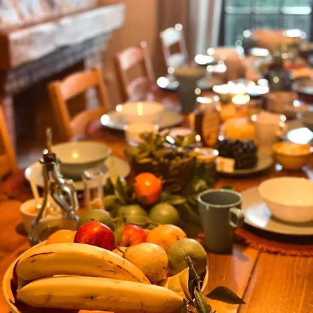 The Far End Surf House - Surf & Yoga Holidays Bed and breakfast *