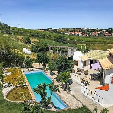 The Far End Surf House - Surf & Yoga Holidays * لورينها