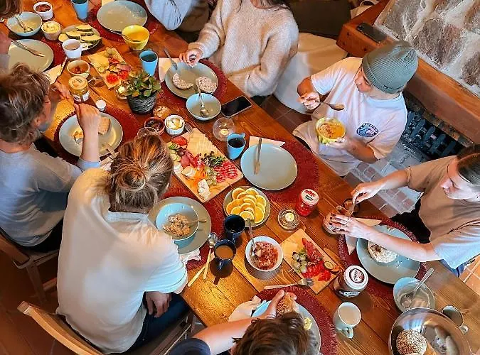 The Far End Surf House - Surf & Yoga Holidays Bed & Breakfast Lourinha (Lisbon)