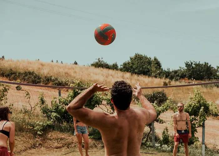 The Far End Surf House - Surf & Yoga Holidays Bed & Breakfast Lourinha (Lisbon)