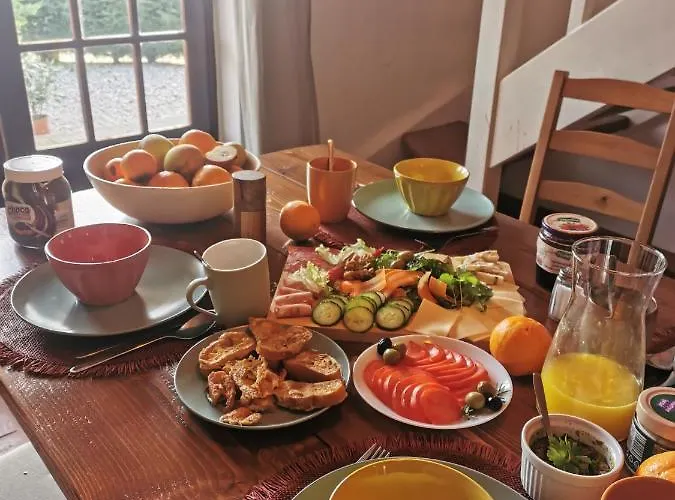 The Far End Surf House - Surf & Yoga Holidays Bed & Breakfast Lourinha (Lisbon)