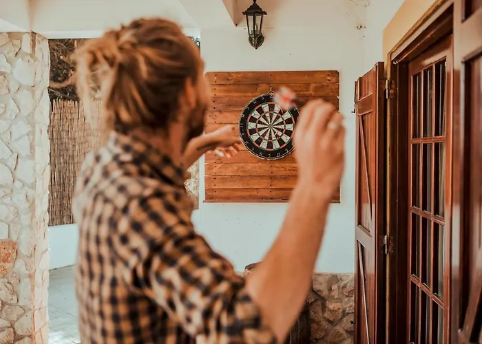 The Far End Surf House - Surf & Yoga Holidays Bed & Breakfast Lourinha (Lisbon)