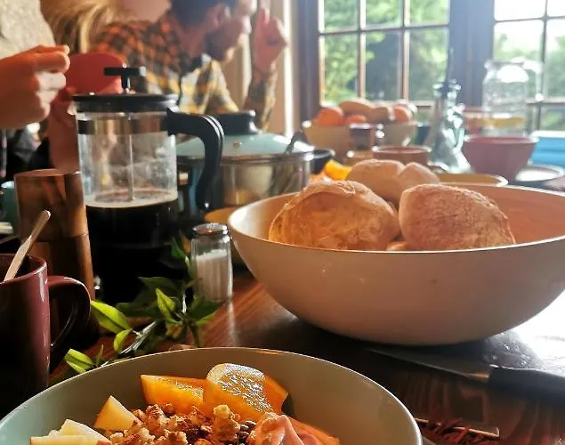 The Far End Surf House - Surf & Yoga Holidays