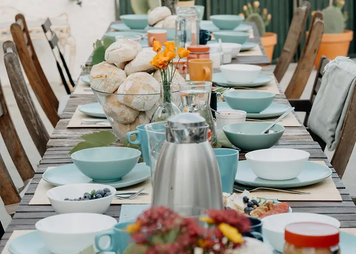 The Far End Surf House - Surf & Yoga Holidays Bed & Breakfast Lourinha (Lisbon)